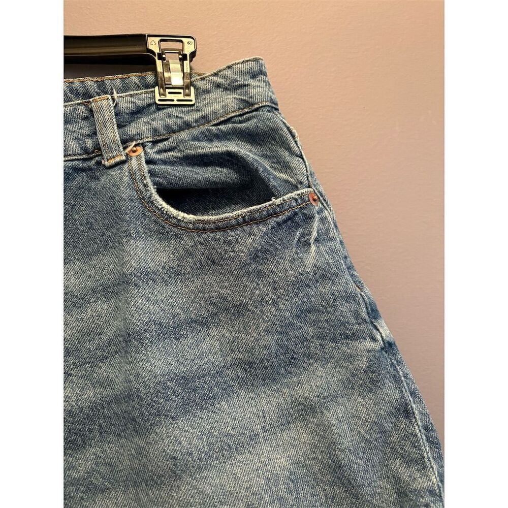 Vintage H&M Women's High Waisted Denim Shorts Blue Size 16 Casual - Picture 4 of 11